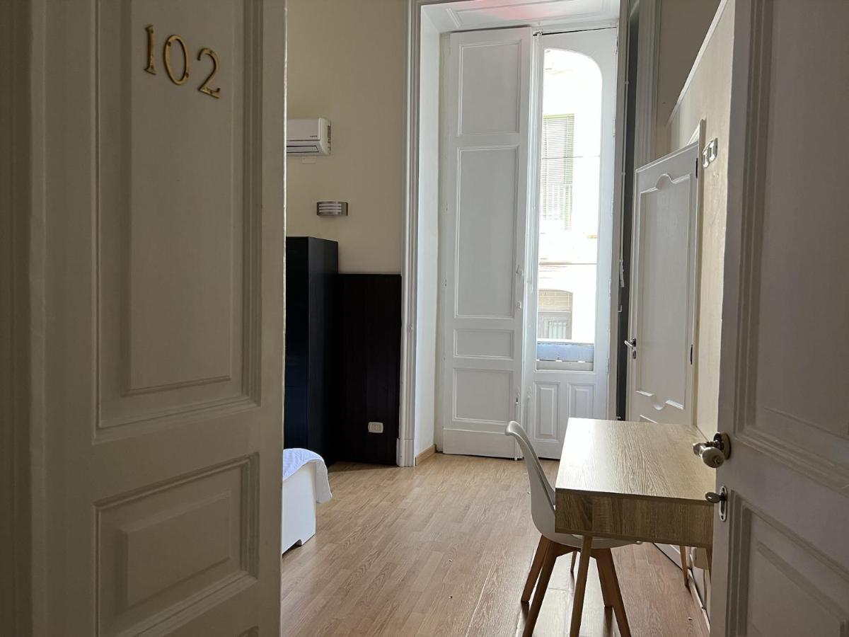 Il Giardino E Gli Affreschi Bed & Breakfast Catania Ngoại thất bức ảnh