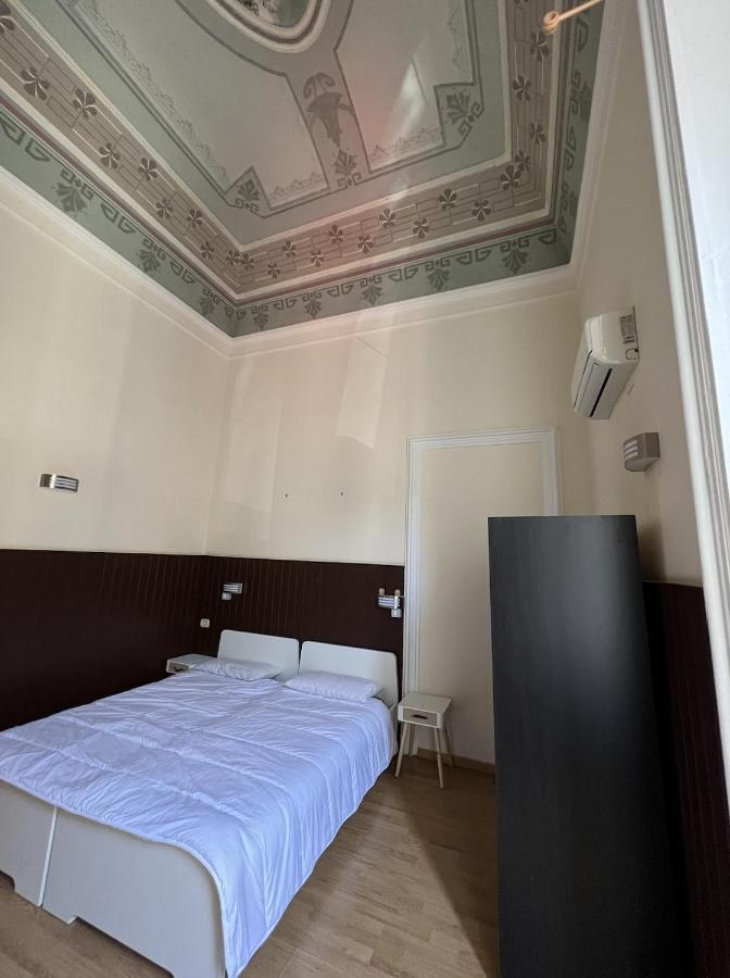 Il Giardino E Gli Affreschi Bed & Breakfast Catania Ngoại thất bức ảnh